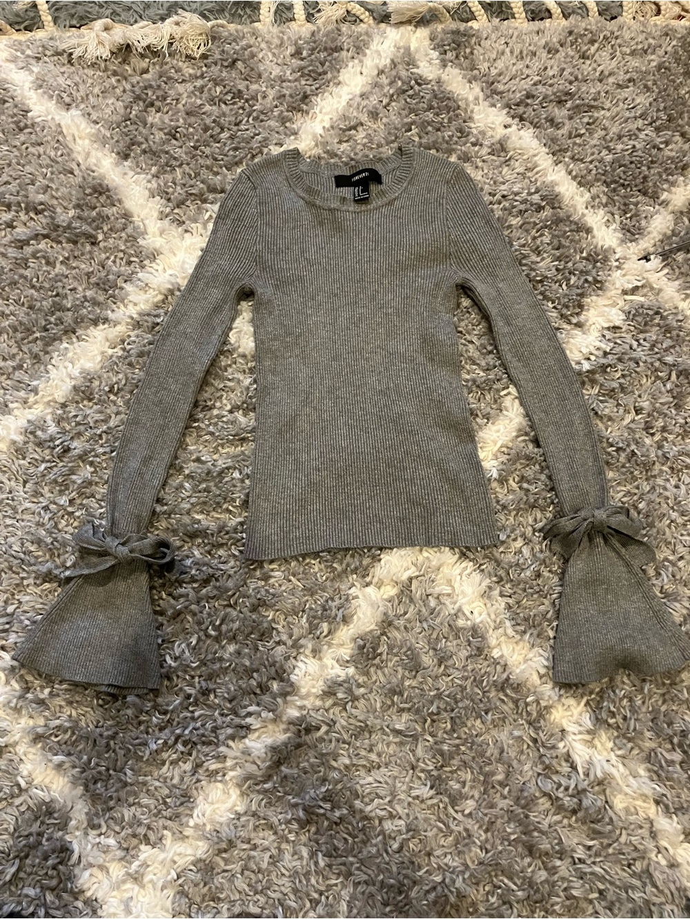 Ruffled Bell-Sleeve Knit Sweater - Gray